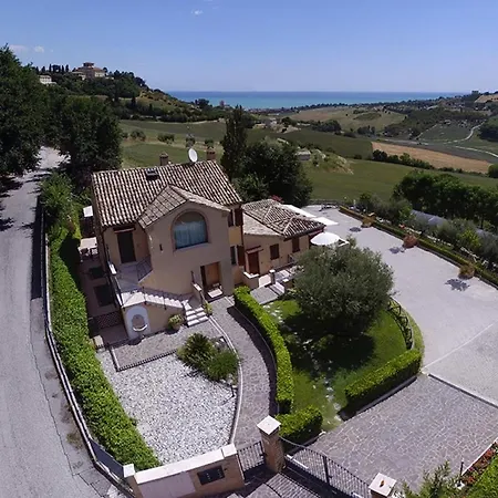 La Casa Di Carla Apartmanhotel Fermo