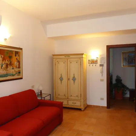 Ξενοδοχείο με διαμερίσματα La Casa Di Carla 4*