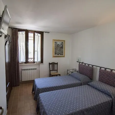 מלון דירות La Casa Di Carla 4*